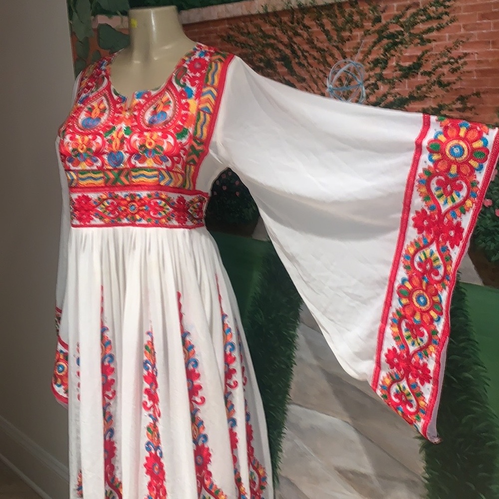 Palestinian thobe - Picture 4 of 5